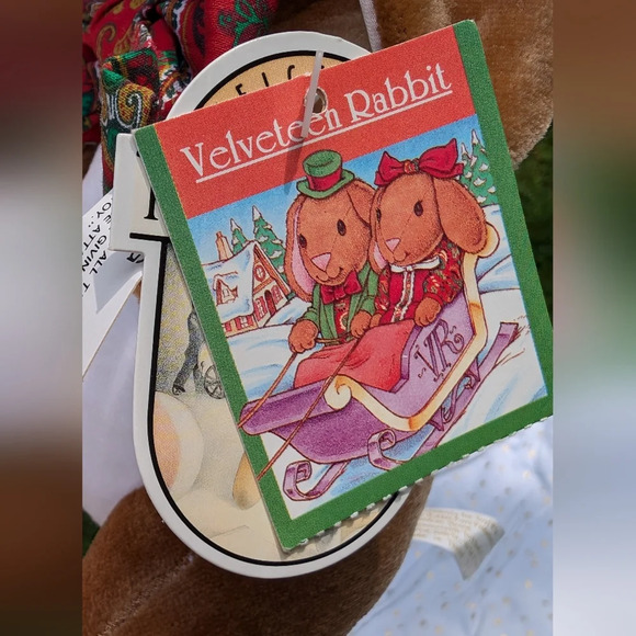 Vintage Velveteen Rabbit Plush 1985 Toys R Us with Hat Bow tags - Picture 7 of 10